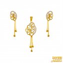 22K Gold Pendant Set  - Click here to buy online - 2,141 only..