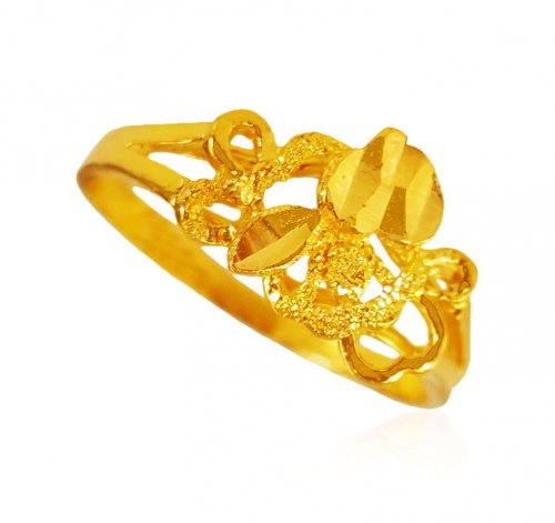 22 Karat Gold Ladies Ring  