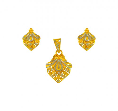 22k Gold Pendant Set 