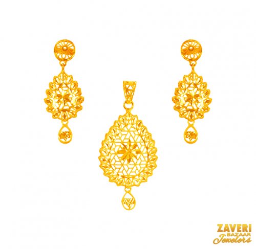 22Kt Gold Fancy Pendant Set 
