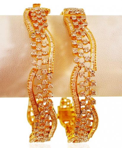 18kt Gold Diamond Bangles (2 pcs) 