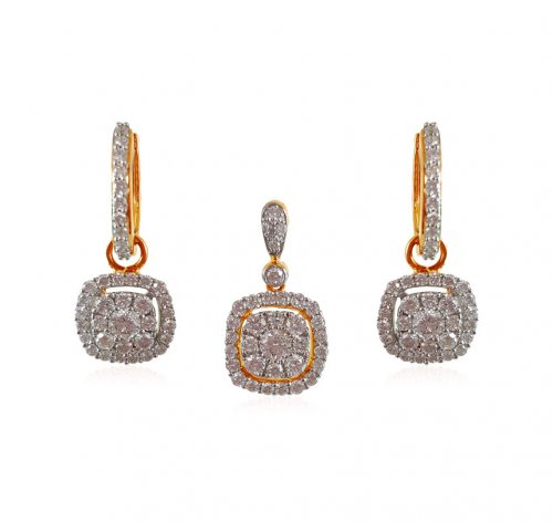 18kt Gold Diamond Pendant Set 