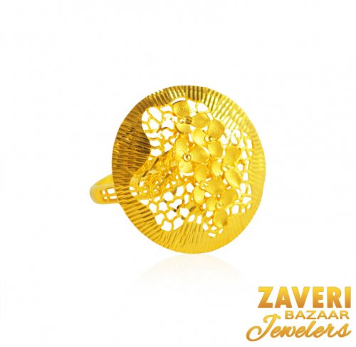22 Karat Gold Ladies Ring  