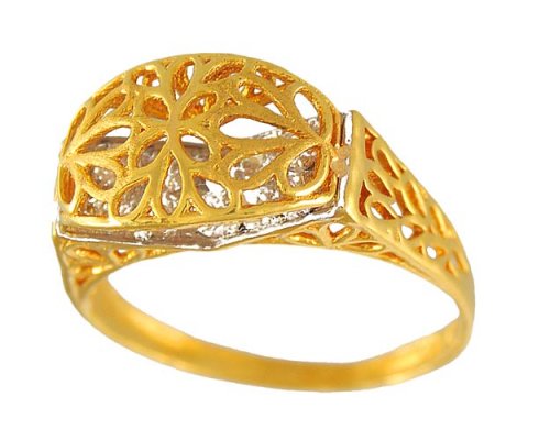 Gold Ladies Designer Ring 