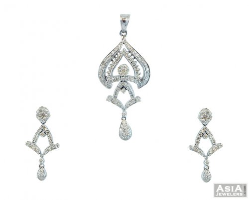 Designer Diamond Pendant Set 