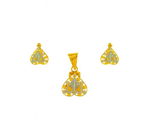 22kt Gold Pendant Earring Set 