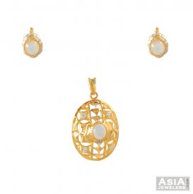 Gold two tone pendant set ( Gold Fancy Pendant Sets )