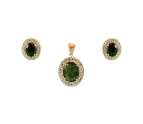 18k Emerald and Diamond Pendant Set ( Diamond Pendant Sets )
