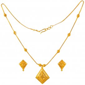 22kt Gold Necklace and Earrings Set
